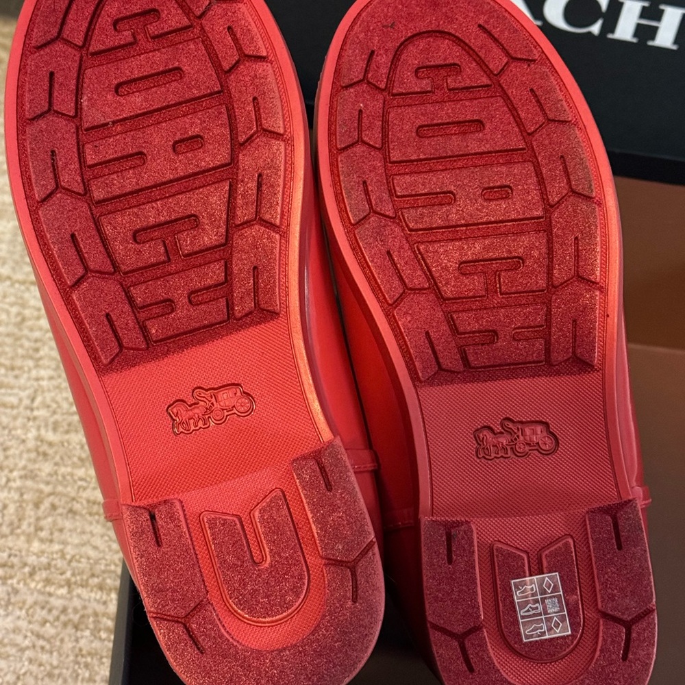 NWOT Coach. Rubber boots. New. Size 7 - Picture 3 of 5